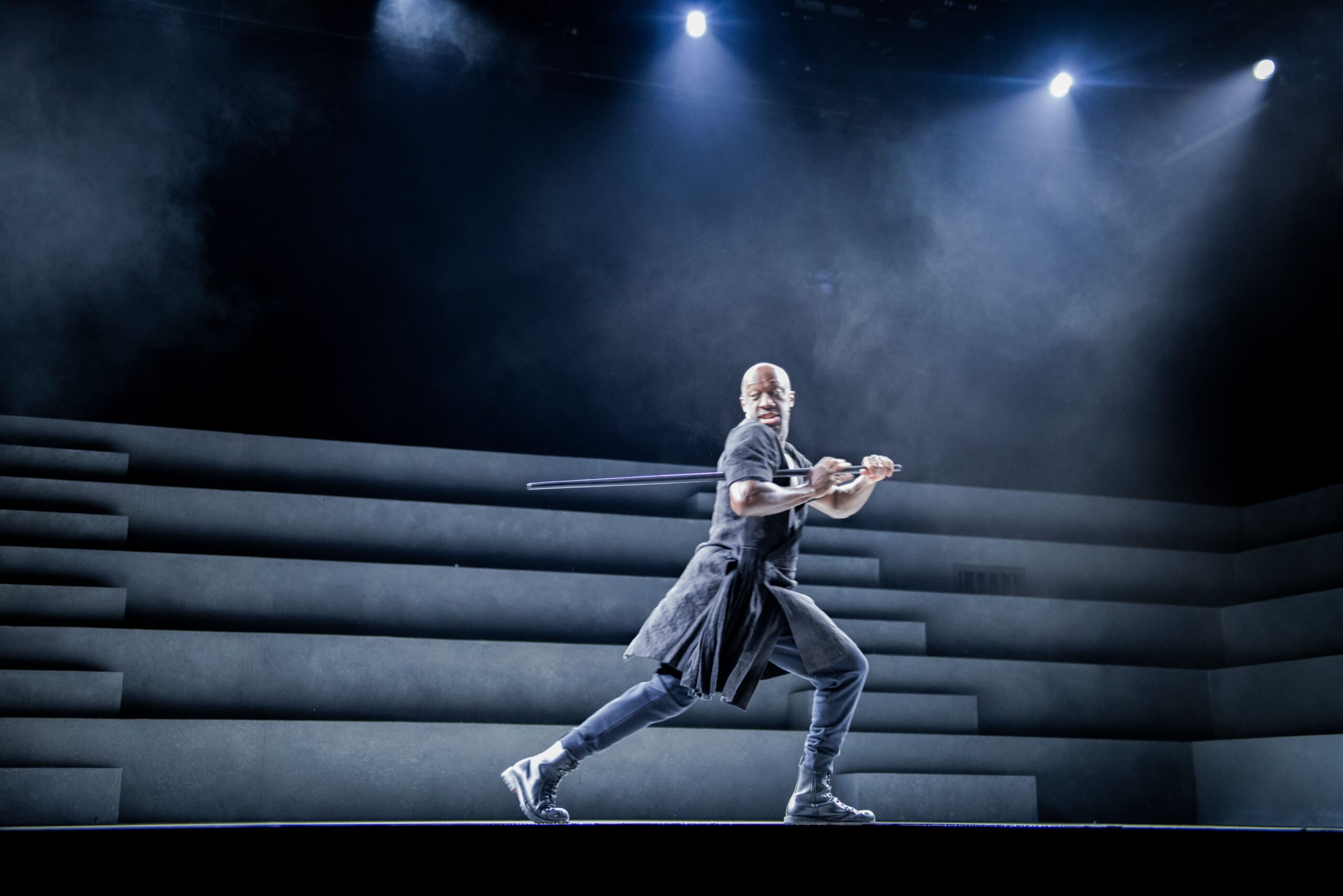 Review: Othello, National Theatre-Clint Dyer plays out Othello like an exposed wound