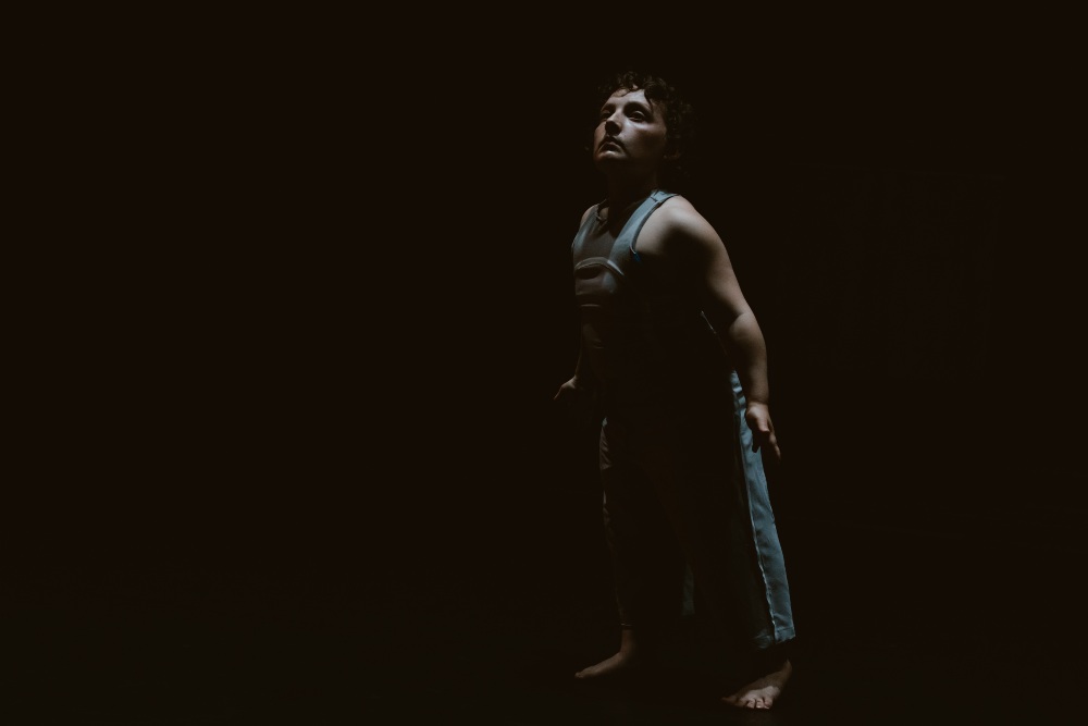 Review: Thick and Tight: Natural Behaviour – A spectacular night of expression that is both moving and hilarious – Battersea Arts Centre 3-7 June, Lowry 10-11 June